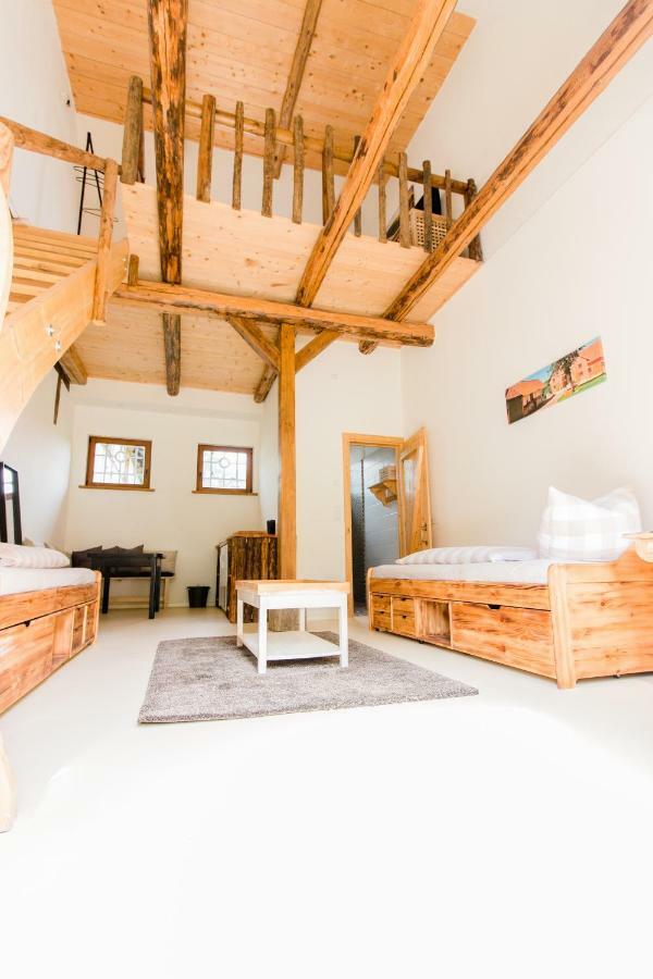 Wilhelmshof Feggendorf Guest House Exterior photo